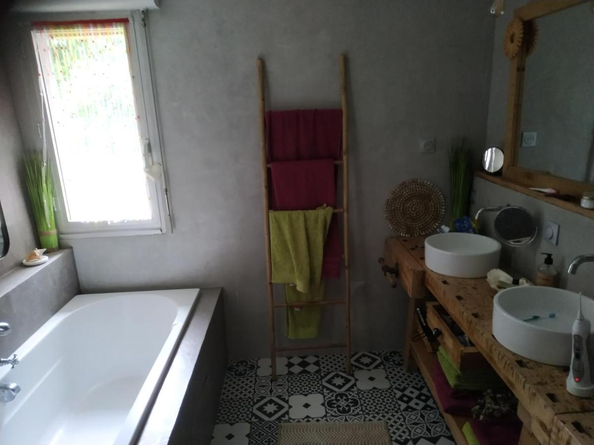 B&B Egloff Erondelle ภายนอก รูปภาพ