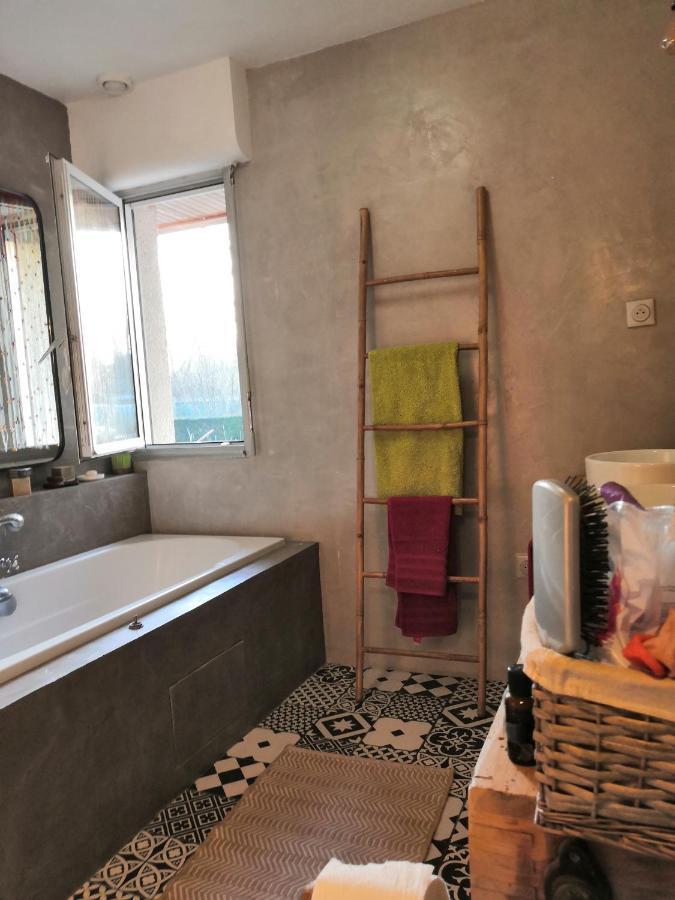 B&B Egloff Erondelle ภายนอก รูปภาพ