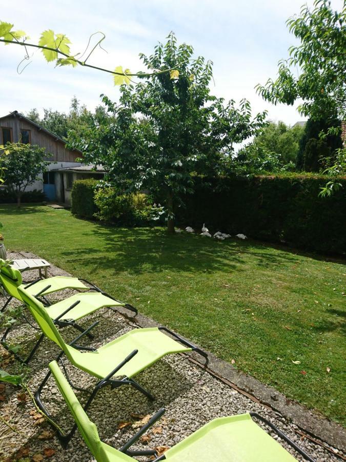 B&B Egloff Erondelle ภายนอก รูปภาพ